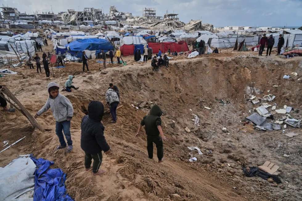 Bombardeos israelíes matan a 14 en Gaza