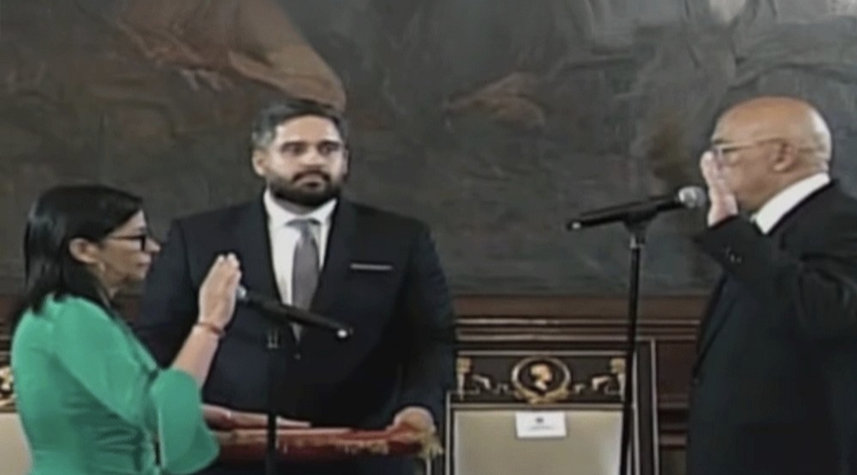 Delcy Rodríguez presta juramento como presidenta encargada de Venezuela