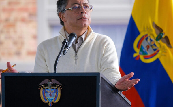 Gustavo Petro dice que EEUU debe devolver a Nicolás Maduro para que sea juzgado en Venezuela