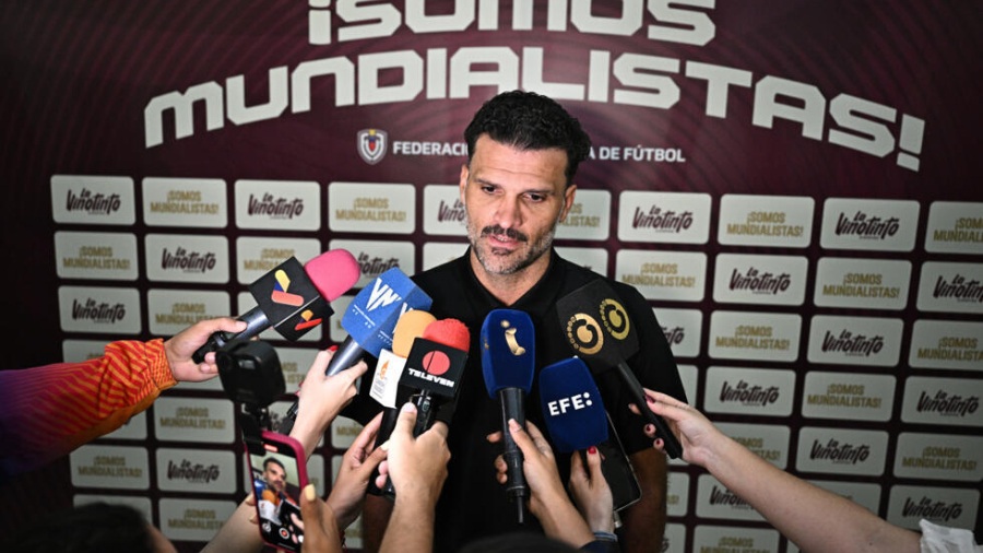 Oswaldo Vizcarrondo - técnico interino - Vinotinto -