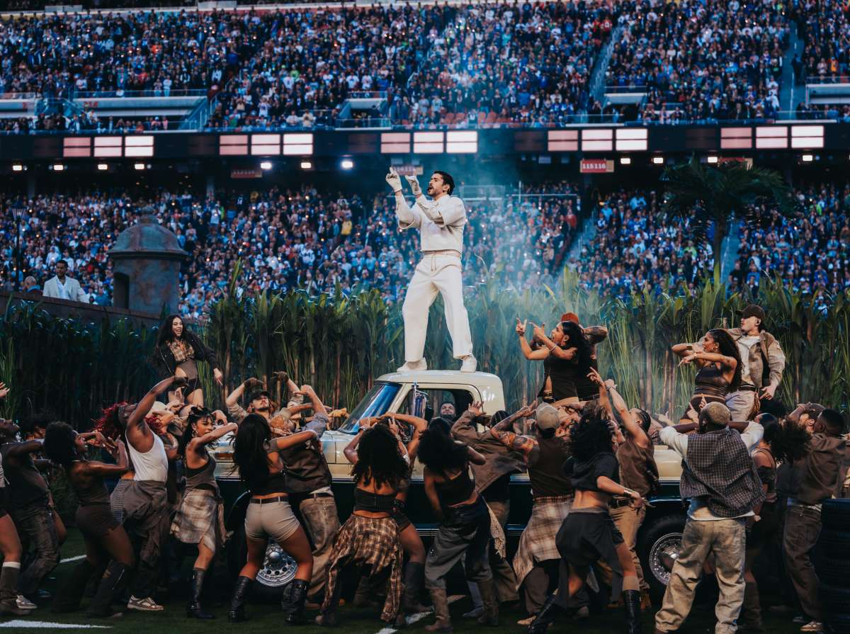 Bad Bunny bate récord de audiencia en el show de la Super Bowl