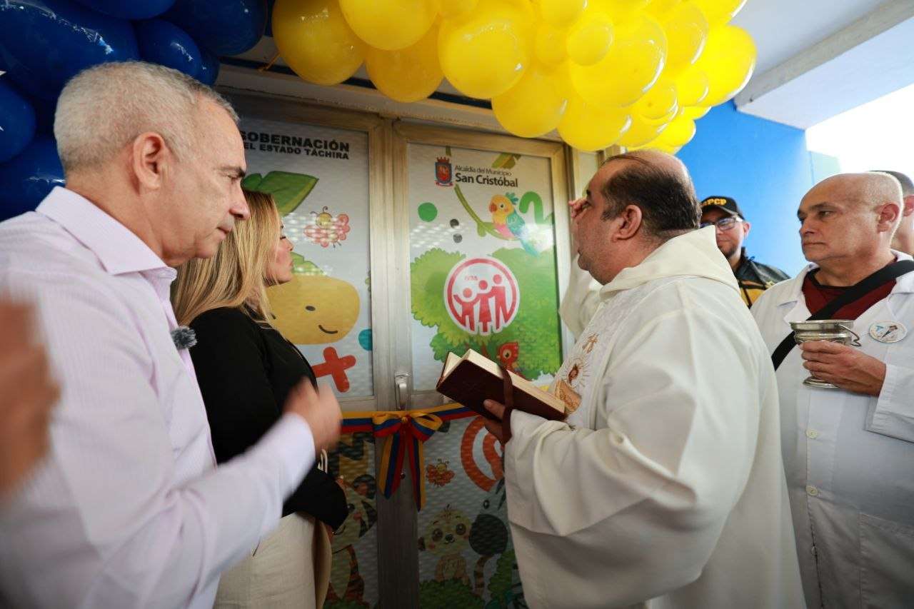 ​Reinauguran emergencia pediátrica del Seguro Social de San Cristóbal