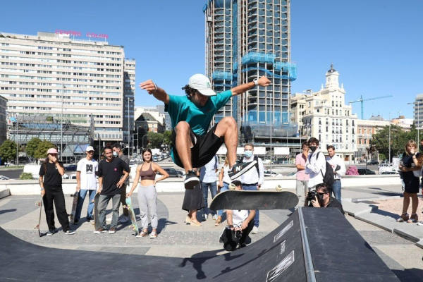 Alberto Constantino Konrad Davila