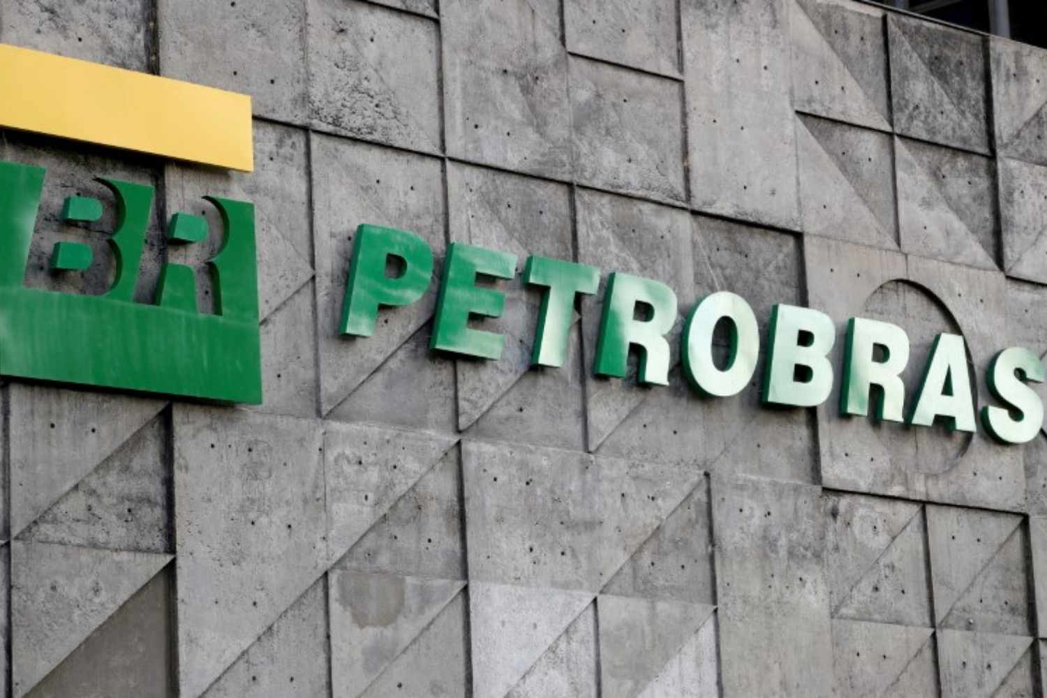 Brasil descarta intervenir Petrobras - Últimas Noticias