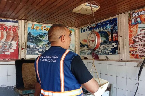 Despliegan fiscalización para garantizar peso exacto en las balanzas
