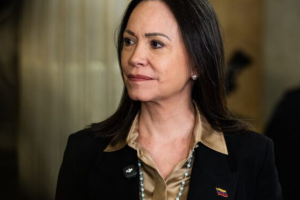 María Corina Machado dice que las elecciones 'con votación manual' se podrían hacer en nueve o diez meses