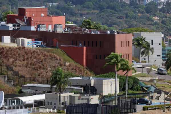 Embajada de EEUU en Venezuela abre sus puertas formalmente