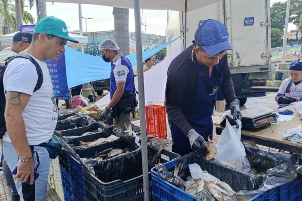 Feria del Pescado y Festival de Dulcería Criolla se desarrollan en Caracas