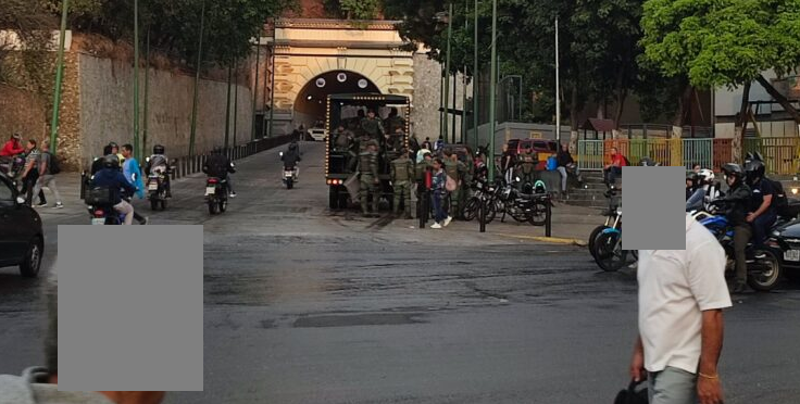 GNB y PNB despliega sus equipos antimotines en Caracas por protesta de trabajadores
