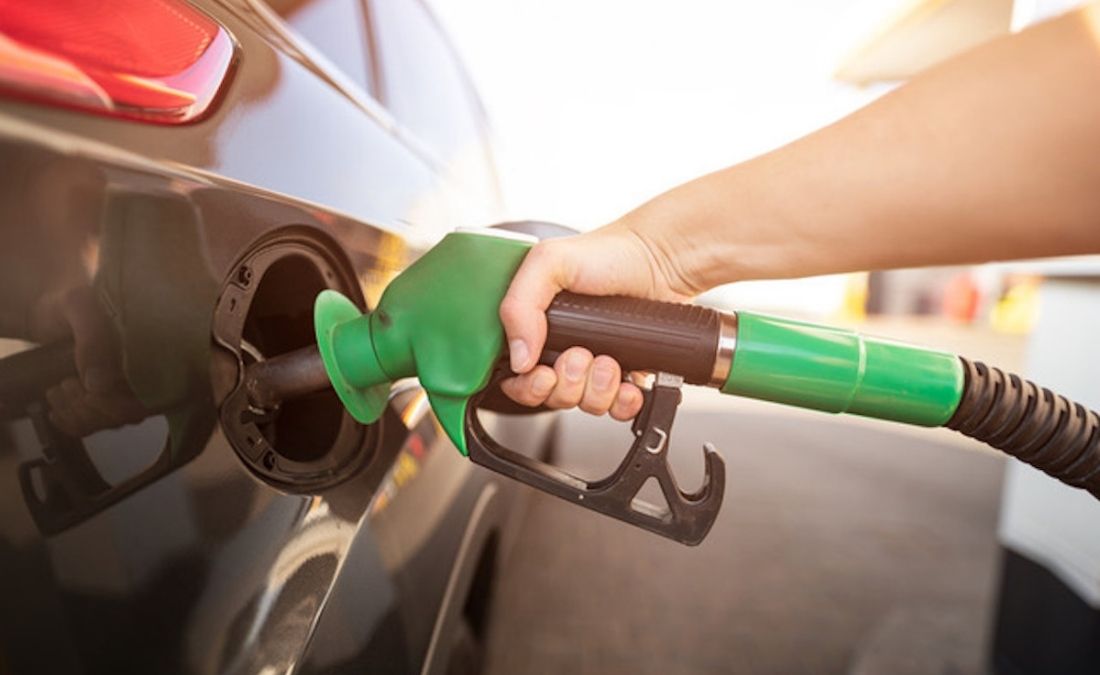 Gobierno de Kast anuncia histórico aumento en el precio de los combustibles
