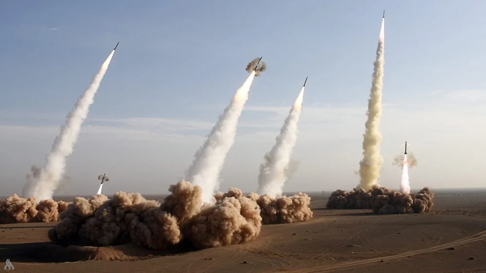 Irán lanza ofensiva con misiles y drones alcanzando radares Patriot