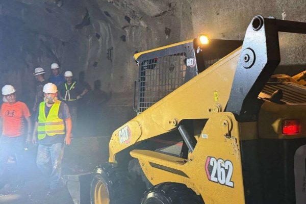 Rescatan obreros desmayados en túnel del Turimiquire