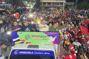 Anzoatiguenses unidos por una Venezuela libre, sin sanciones y en paz