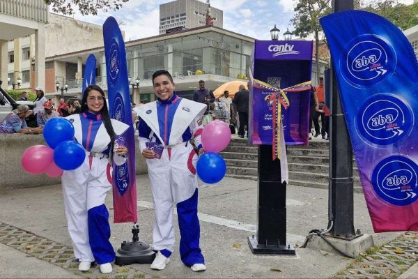 Cantv suma en Caracas una nueva Zona Ultra en la plaza El Venezolano
