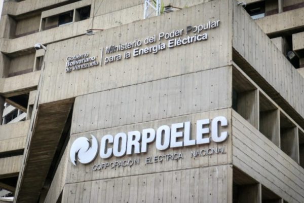 Corpoelec aseguró que las fallas eléctricas en el occidente son consecuencia de las lluvias