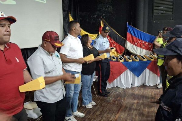 Dotan con equipos de tecnología a 38 Cuadrantes de Paz en el Tuy