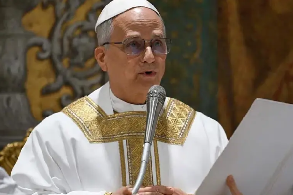 'El mundo está siendo asolado por un puñado de tiranos'