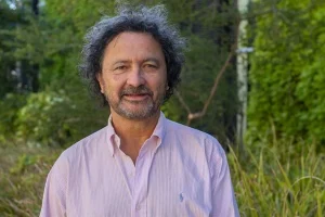 El reconocido científico venezolano en la química cuántica