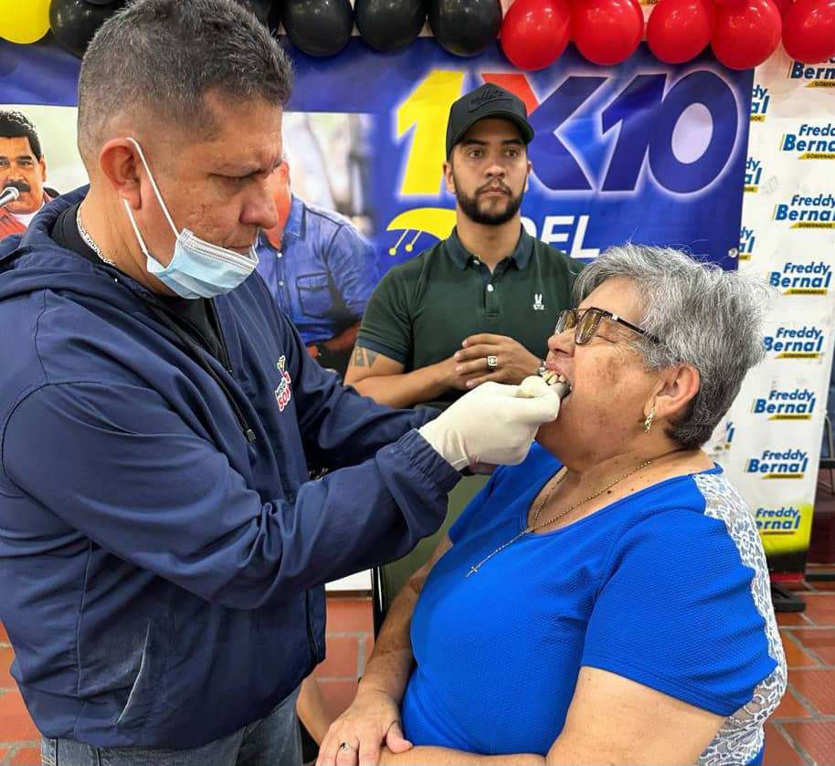 Entregan prótesis dentales a pacientes de cinco municipios del Táchira