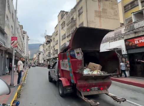 Establecen nuevo horario de recolección de basura