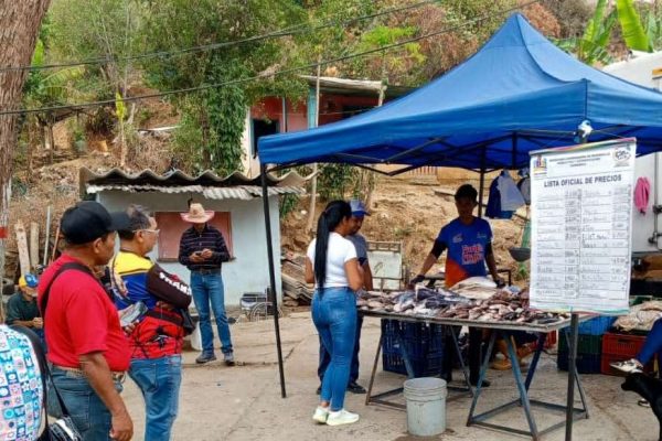 Feria pesquera en Guaicaipuro vendió 20.492 kilos de productos del mar