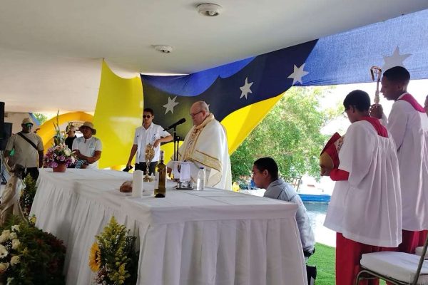 Higuerote celebró solemne Bendición del Mar este Domingo de Resurrección