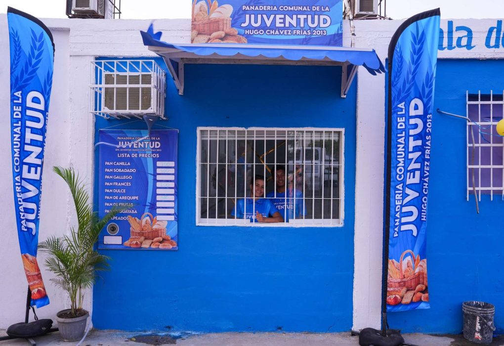 Inauguran panadería comunal en Barcelona