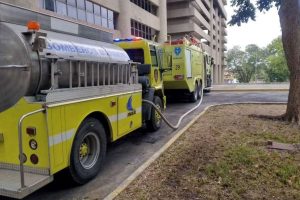 Incendio en UBV de Ciudad Bolívar deja pérdidas materiales