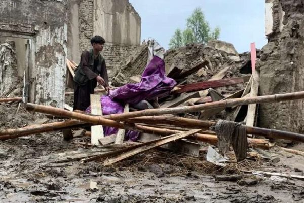 Inundaciones en Afganistán dejan 179 fallecidos y 238 heridos