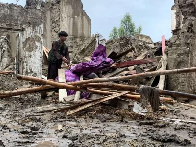 Inundaciones en Afganistán dejan 179 fallecidos y 238 heridos