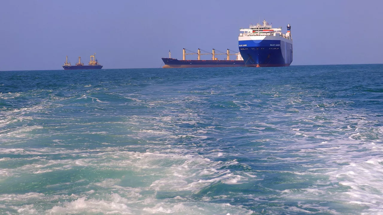 Kuwait reducirá restricciones marítimas y permitirá actividad diurna de barcos