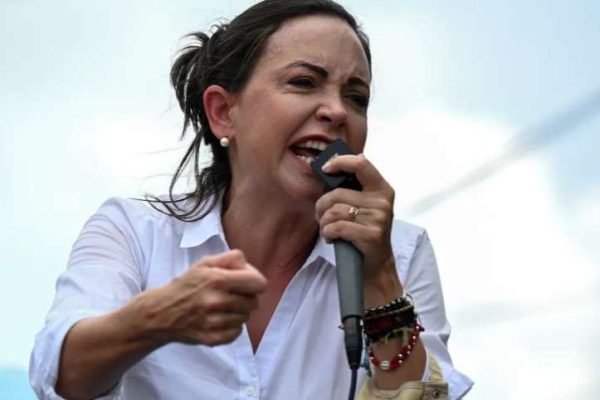 María Corina no cumple con requisitos de amnistía