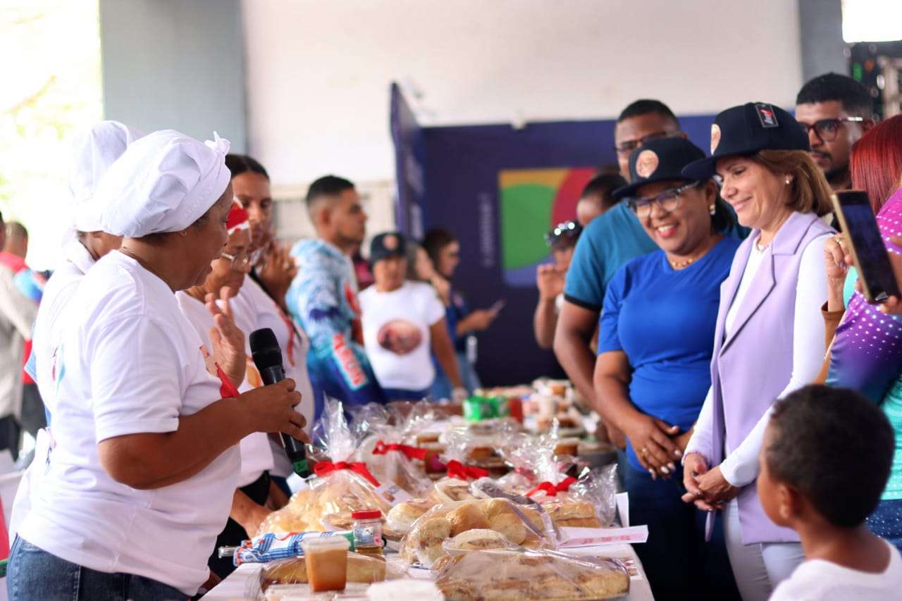 Más de 500 personas visitaron la I ExpoFeria de Emprendimiento Comunal Brión 2026