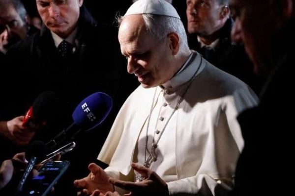 Papa espera que Trump busque reducir la violencia y los bombardeos