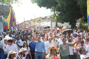 Peregrinación por la Paz recorrió Guarenas, Guatire y Petare