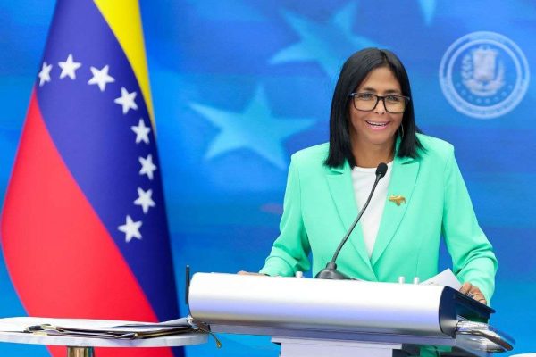 Presidenta (E) ofreció balance de 100 días con énfasis en crecimiento y paz