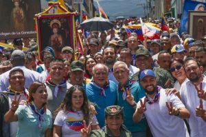 Pueblo sale a las calles por una Venezuela libre