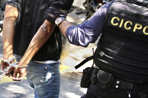 Rescatados tres menores por el Cicpc y la GNB