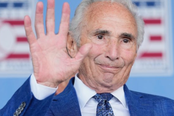 Sandy Koufax recibe premio a la trayectoria