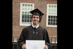 Santiago Giner, físico venezolano de 23 años graduado Suma Cum Laude en Harvard regresó a Venezuela