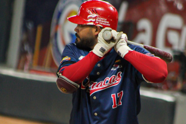 Senadores consiguió una victoria sufrida ante Samanes