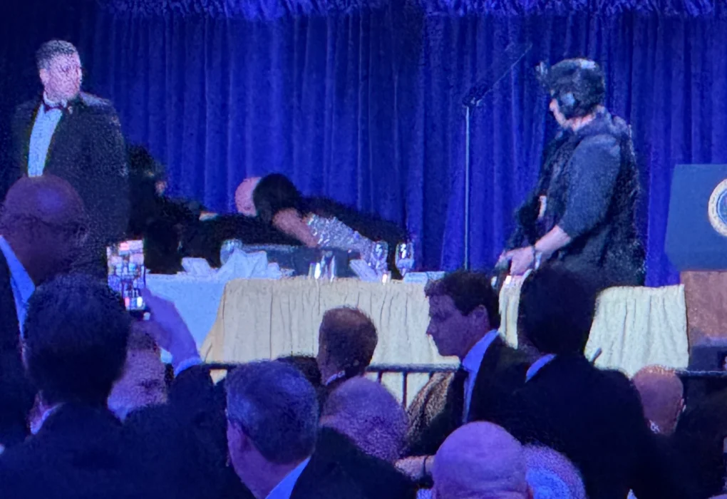 Servicio Secreto evacuó a Trump tras incidente de seguridad en cena de corresponsales en Casa Blanca