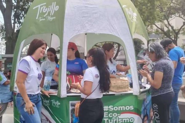 Trujillo mantiene cinco puntos turísticos para orientar a temporadistas