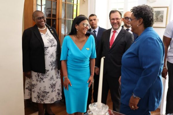 Venezuela y Barbados exploran mecanismos para abrir nuevas oportunidades de inversión en energía