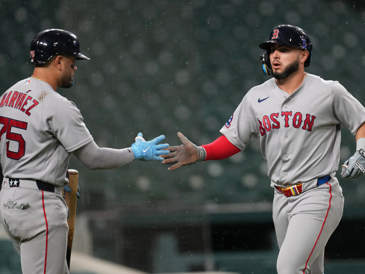 Abreu y Contreras comandan con poder victoria de Boston