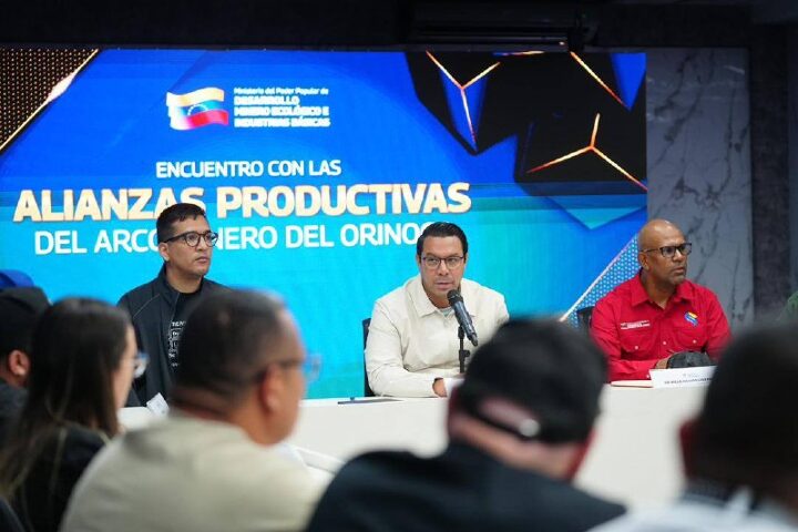 Acuerdan crecimiento del 30 % en el Arco Minero con eficiencia operativa