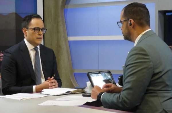 Calixto Ortega: reestructuración de la deuda dará "oxígeno" a la economía nacional