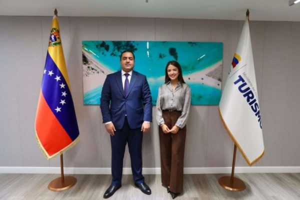 Daniella Cabello afianza convenios con Arabia Saudita