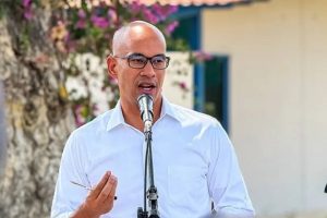 'Dar un paso atrás no es traición'