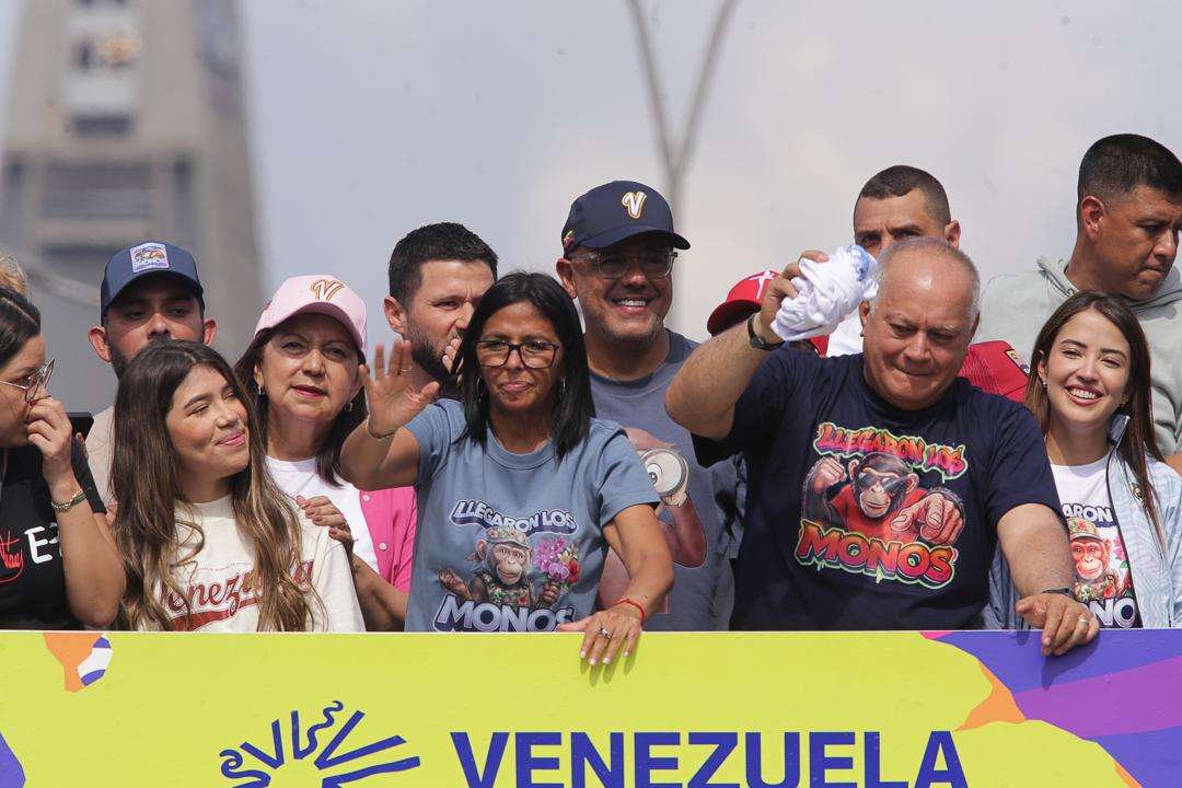 Delcy rinde homenaje a los trabajadores